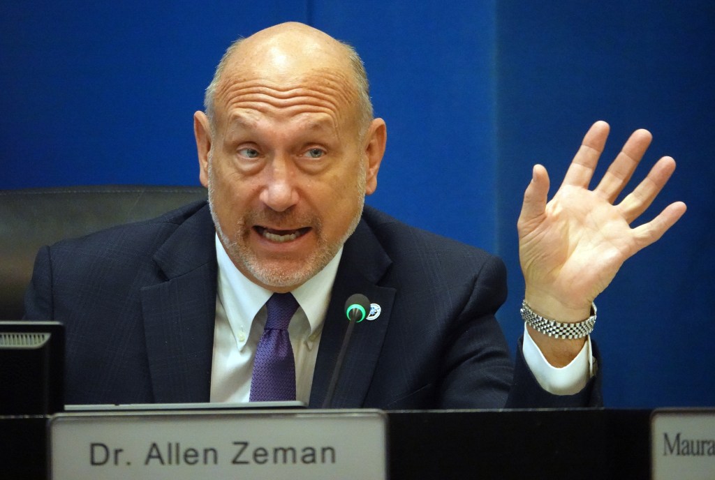 Take back administrators' bonuses? School Board seeks advice