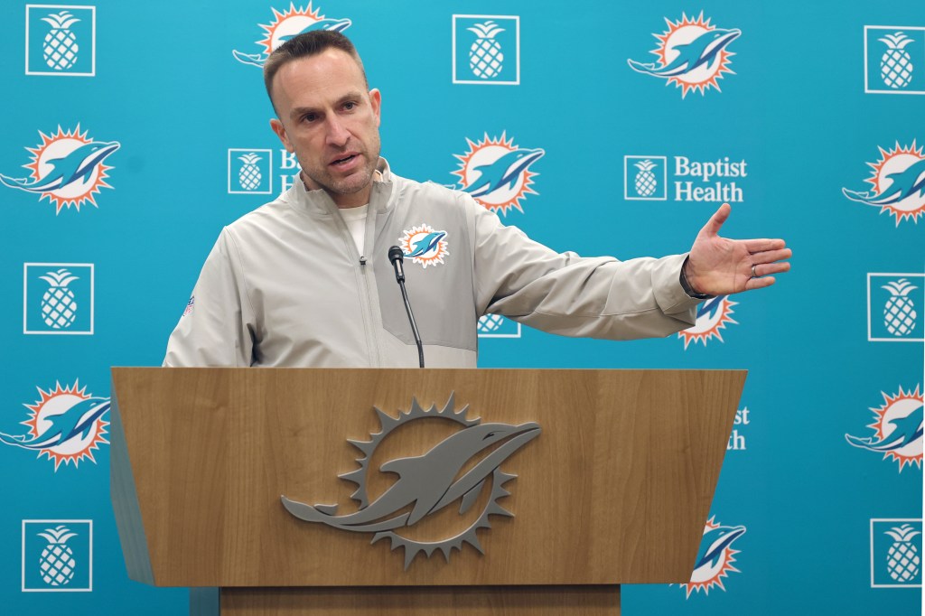 Miami Dolphins hiring Bush Hamdan as quarterbacks coach