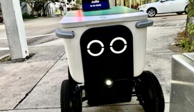 Food delivery robots have invaded Fort Lauderdale: Don't touch them