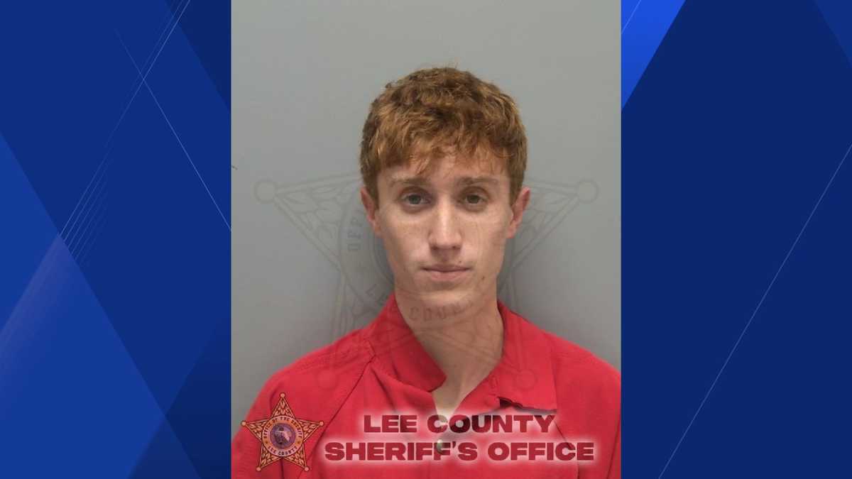 Suspected drunk driver with child passenger facing charges after Cape Coral crash kills woman