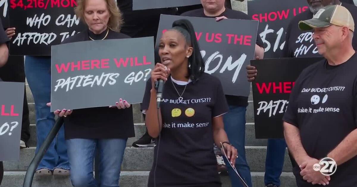 HIV advocates rally against Florida ADAP cuts