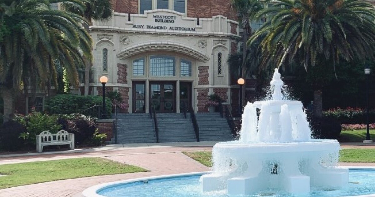 FSU continues Westcott Fountain tradition, with time restrictions added