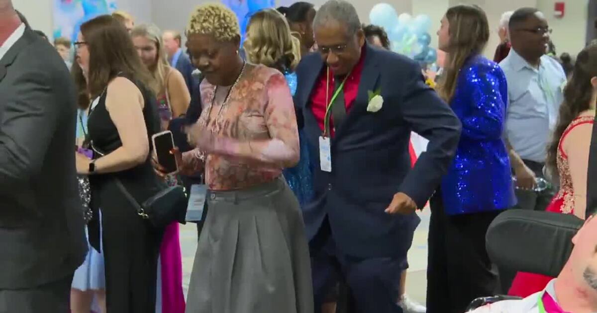 Night to Shine Tallahassee celebrates hundreds of neighbors with special needs