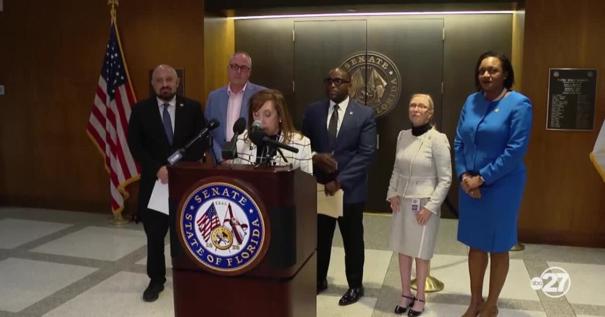 Judge lifts pause on Florida HIV drug program cuts