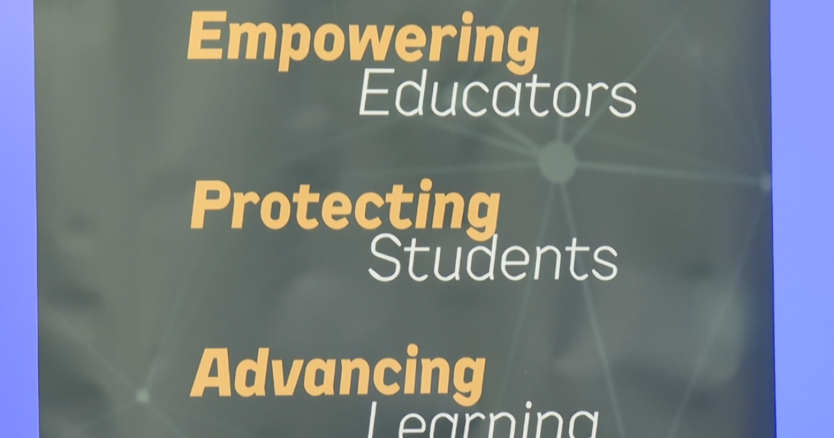 Florida students share how they use AI to boost their learning in the classroom