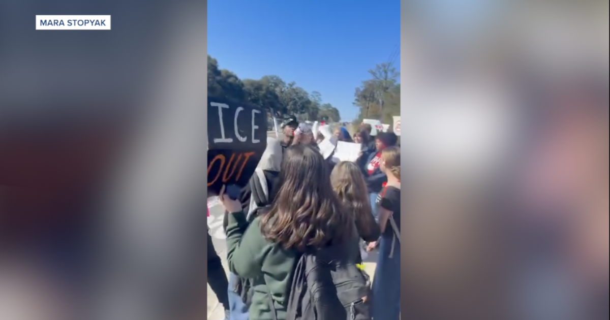 Florida schools set protest guidelines amid student walkouts