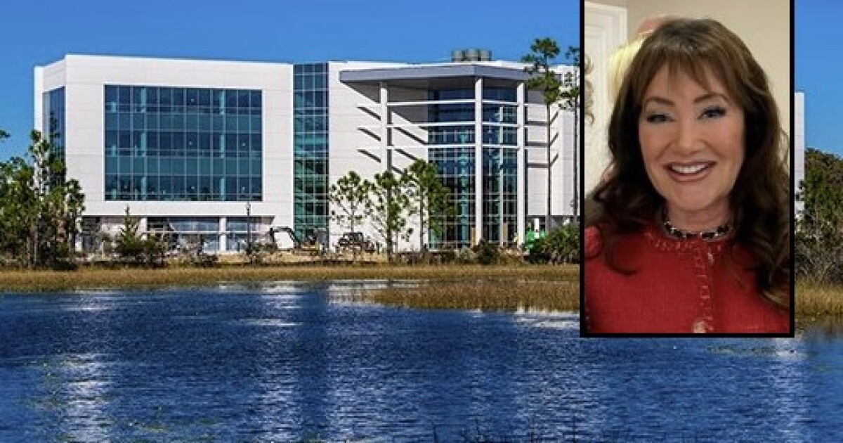 Building housing FGCU's Water School named for Miromar Development CEO Antonier