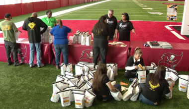 Free disaster kits handed out to Tampa residents ahead of 2026 hurricane season