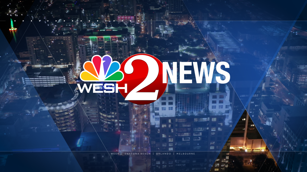 Crews battle brushfire in Orlando near MetroWest