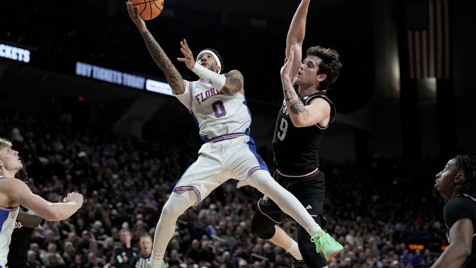 No. 17 Florida beats Texas A&M 86-67 in showdown for Southeastern Conference lead