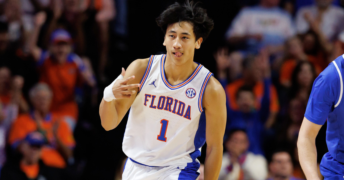 Ryan-Schwartz-emerging-down-stretch-Kentucky