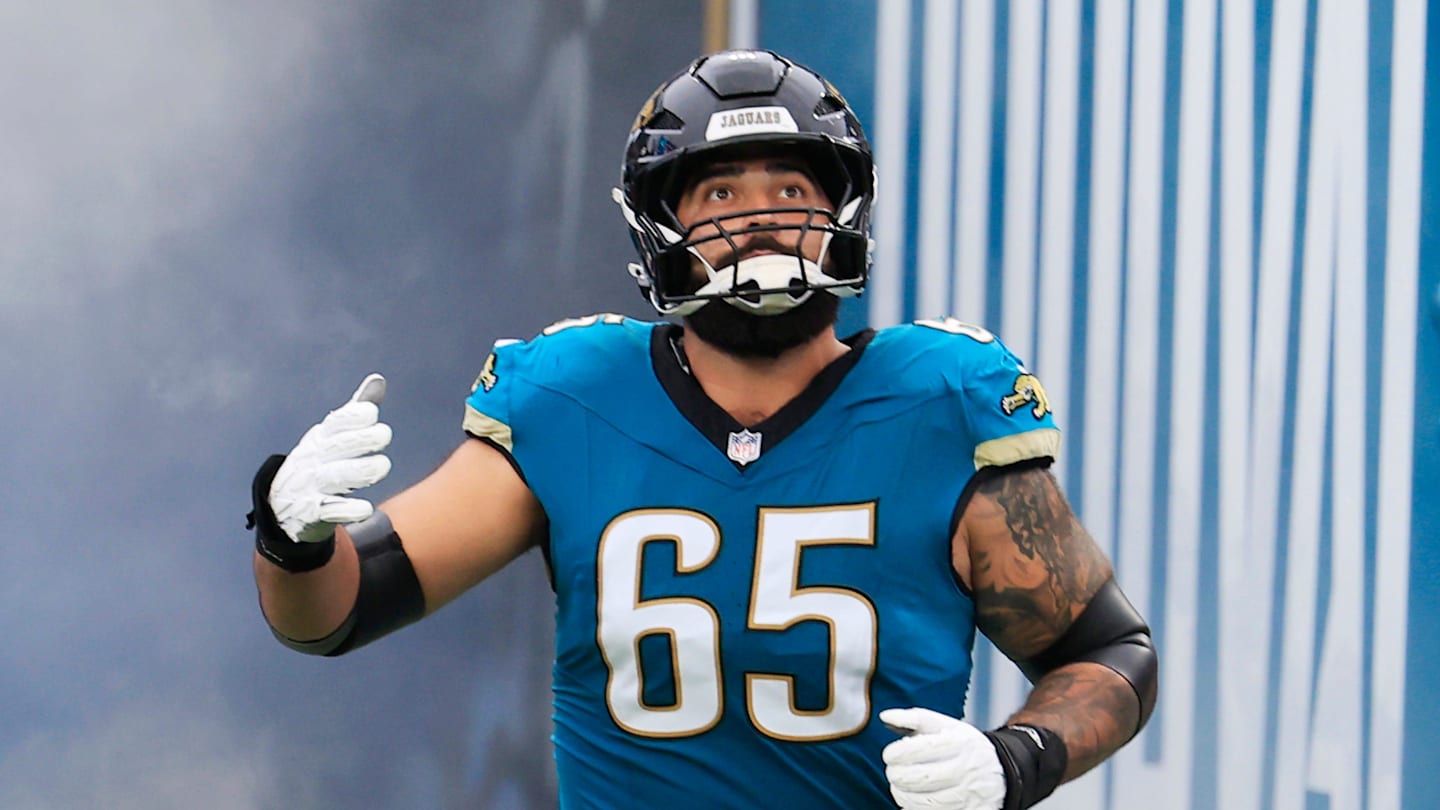 Jacksonville Jaguars offensive tackle Patrick Mekari (65) is introduced before an NFL football game at EverBank Stadium, Sunday, Dec. 7, 2025, in Jacksonville, Fla.