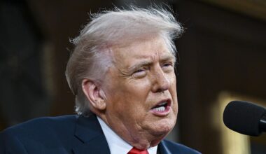 President Donald Trump Mentions FSU's Financials During College Sports Meeting