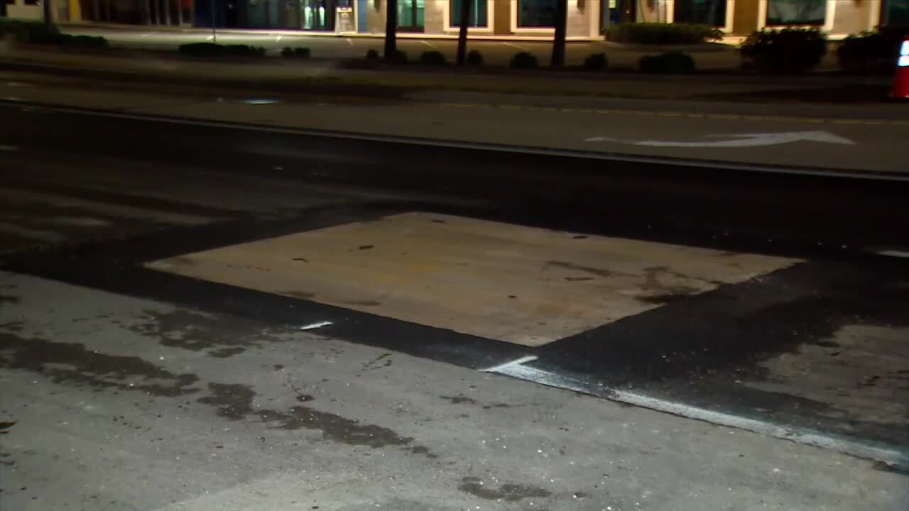 Crews repair small sinkhole in Fort Lauderdale - WSVN 7News | Miami News, Weather, Sports