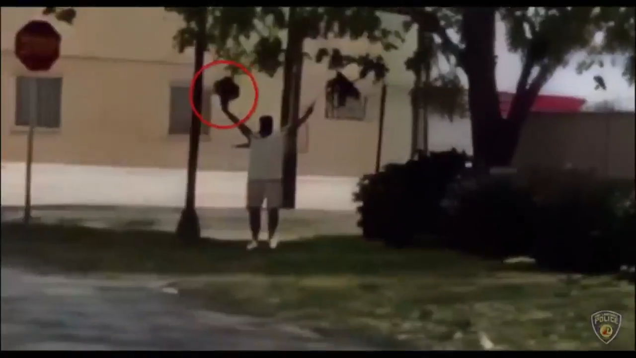 Fort Lauderdale Police release bodycam, surveillance video detailing fatal shooting of armed man - WSVN 7News | Miami News, Weather, Sports