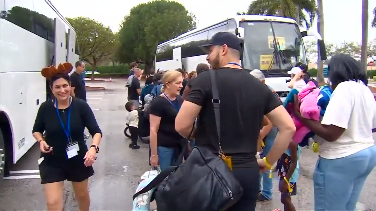 Li’l Abner Foundation helps dozens of children experiencing difficult medical conditions visit Disney World - WSVN 7News | Miami News, Weather, Sports