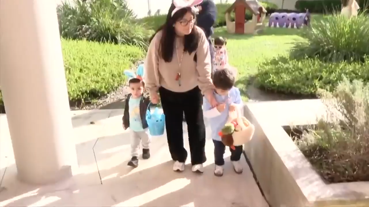 Miami Lighthouse Academy hosts special Easter egg hunt for visually impaired children - WSVN 7News | Miami News, Weather, Sports