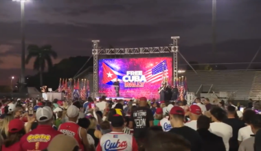 Hundreds gather in support of freedom for Cuba at Milander Park in Hialeah - WSVN 7News | Miami News, Weather, Sports