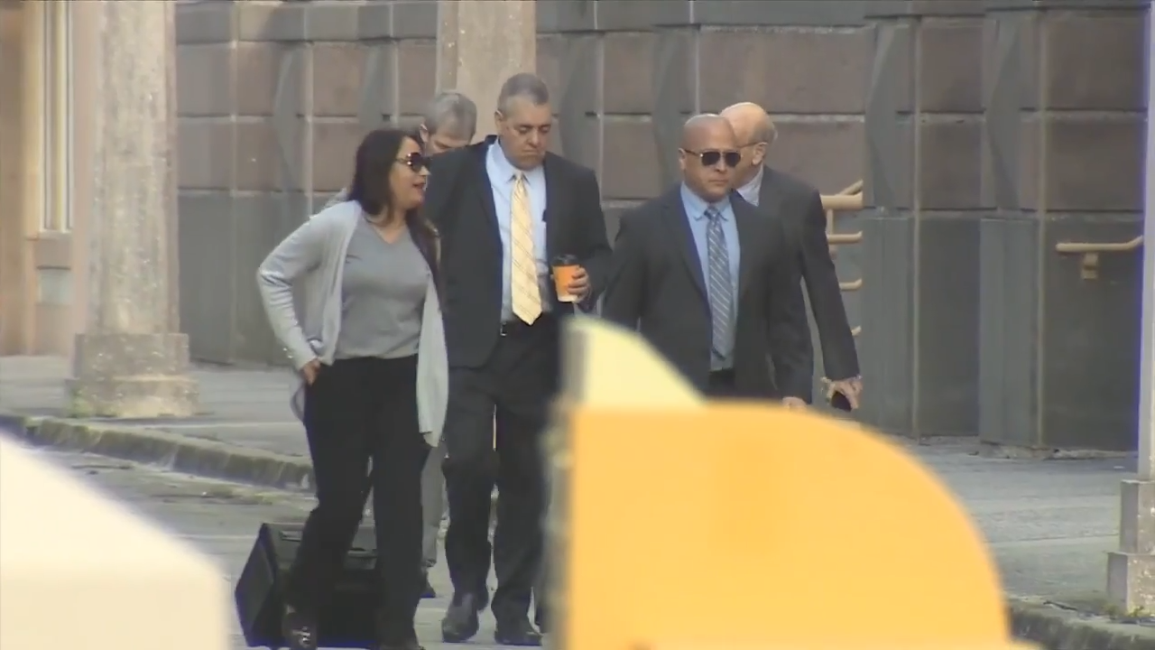 David Rivera, former congressman accused of lobbying for Venezuela’s Maduro, faces judge in Miami amid trial - WSVN 7News | Miami News, Weather, Sports