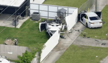 Deputy hospitalized and suspect who crashed while fleeing in custody, MDSO says – NBC 6 South Florida