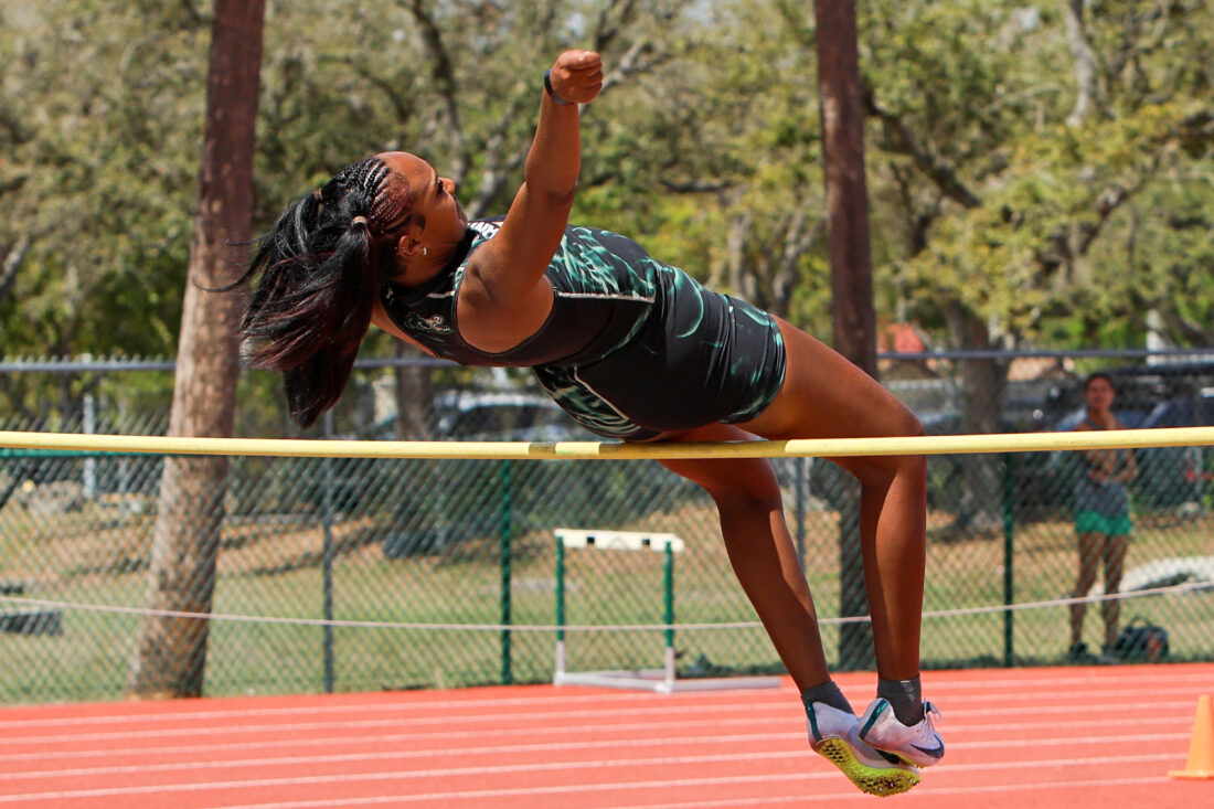 PHOTO GALLERY | Field events from the Edison Relays on Feb. 6