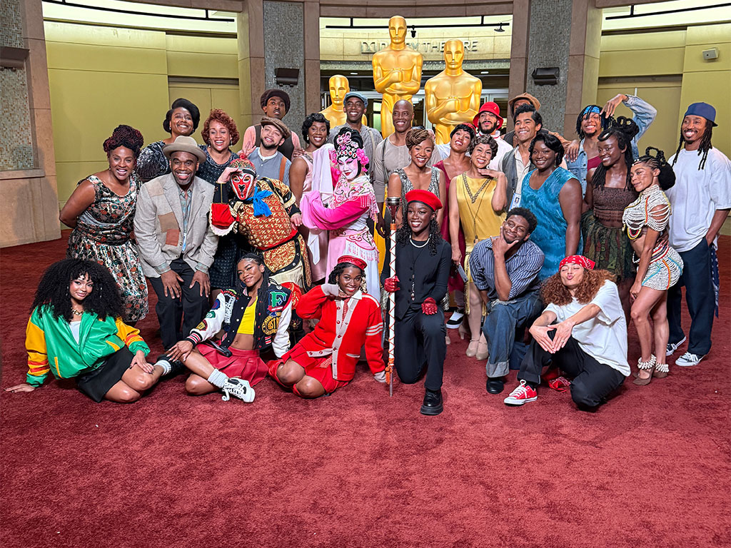 Dupe and the "Sinners" performance cast.