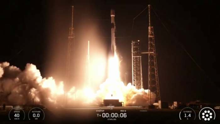 SpaceX launches Falcon 9 rocket from Florida coast