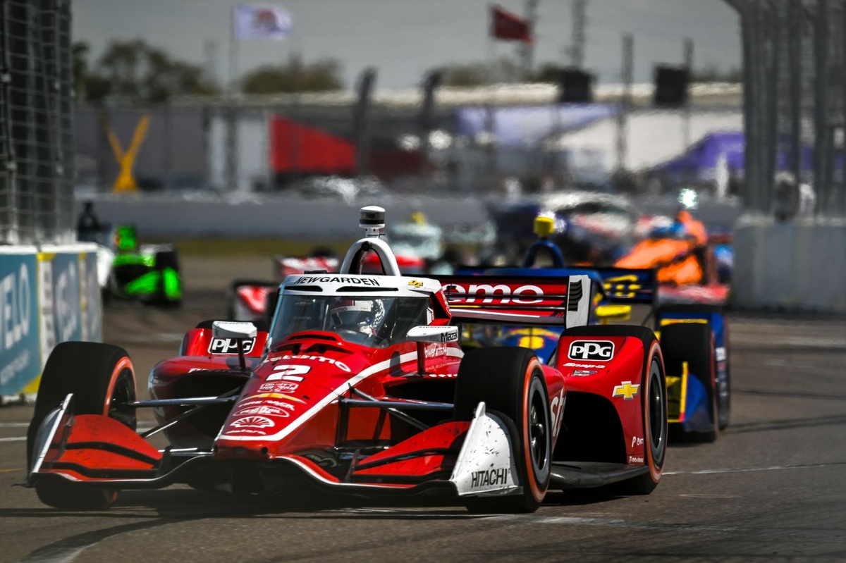 Newgarden gains 16 positions, finishes seventh in “boring day” at St. Pete