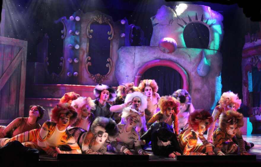 Scene from 'CATS' at Broadway Palm