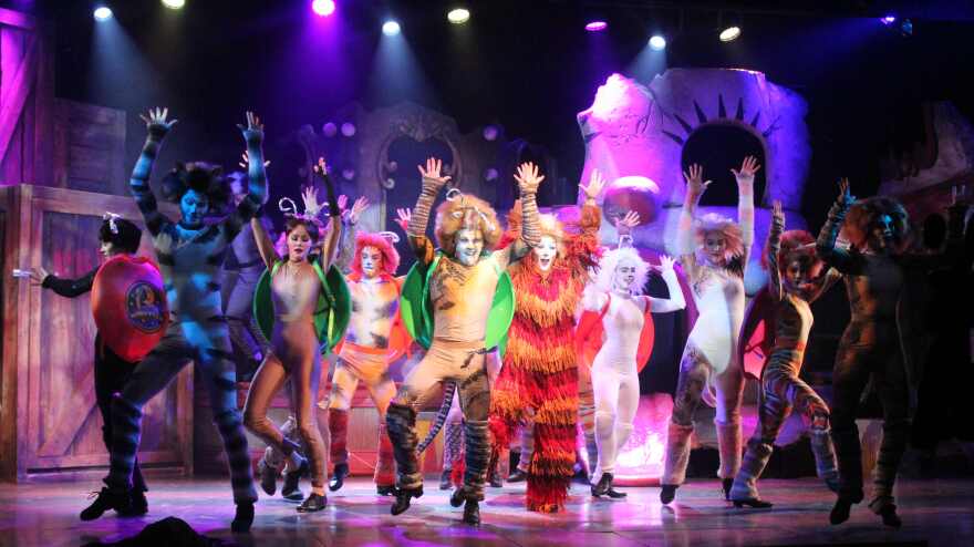 Dance number in 'CATS'