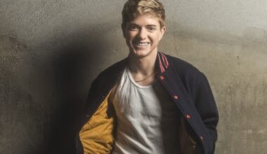 Comedian Mae Martin comes to Orlando on their 'Possum' tour