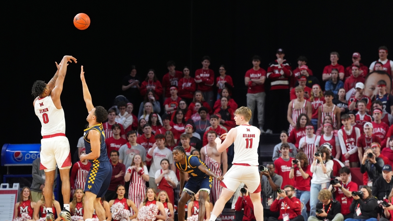 No. 19 Miami of Ohio beats Toledo 74-72, extends season-opening winning streak to 30 games