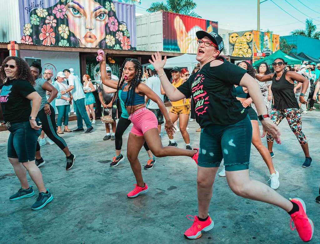 305 Day Zumba dancing