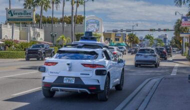 Watch: See video of ride in driverless Waymo car in Miami