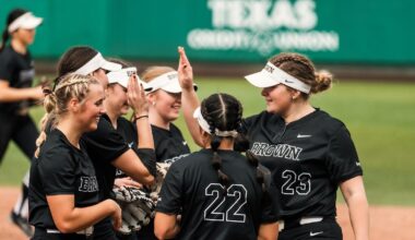 Elli Thompson Helmet