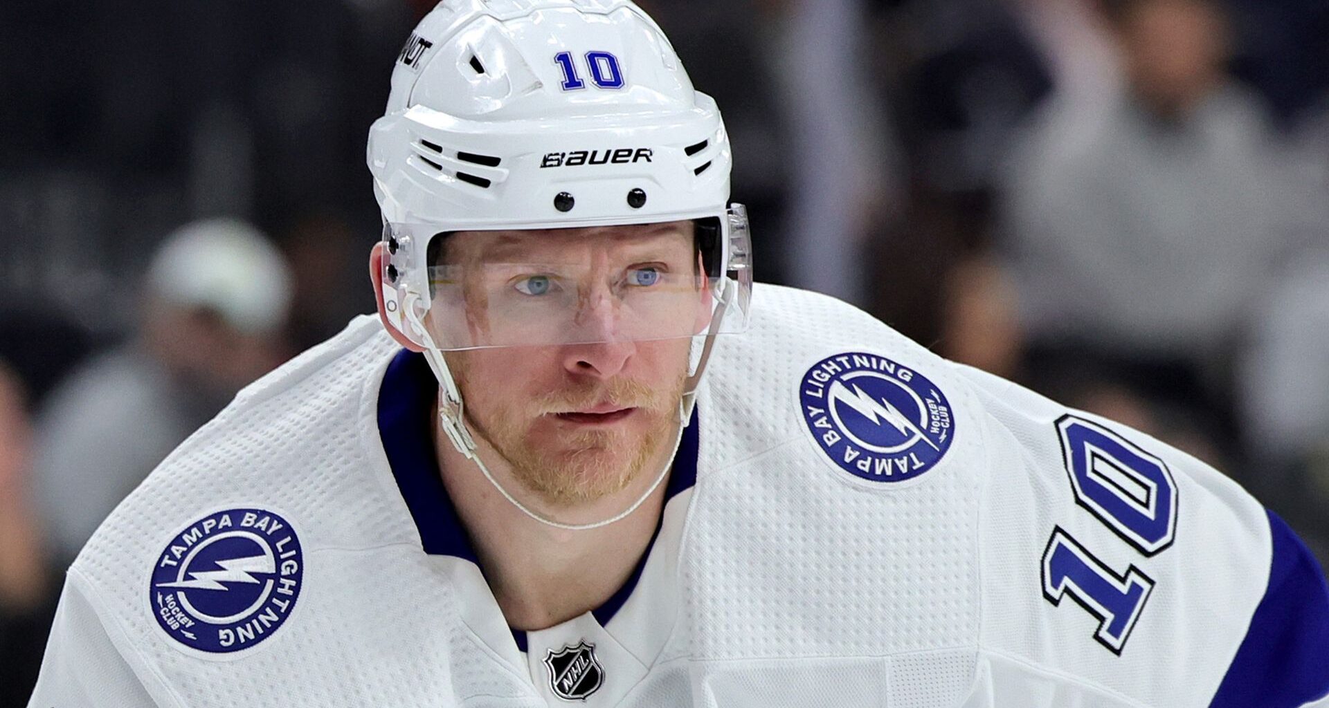 Bolts Fans React to Veteran's Return