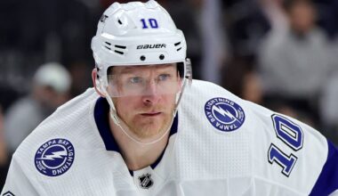 Bolts Fans React to Veteran's Return