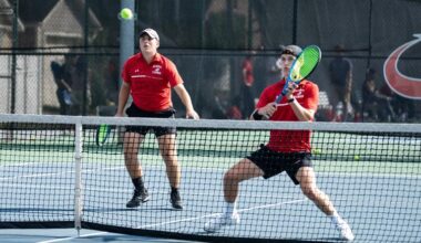 Greyhounds Run Past Devils in Florida