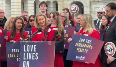 Jacksonville widow, daughter push for bill to protect military benefits after remarriage