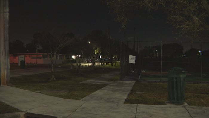 Teen hospitalized after being shot in Fort Lauderdale