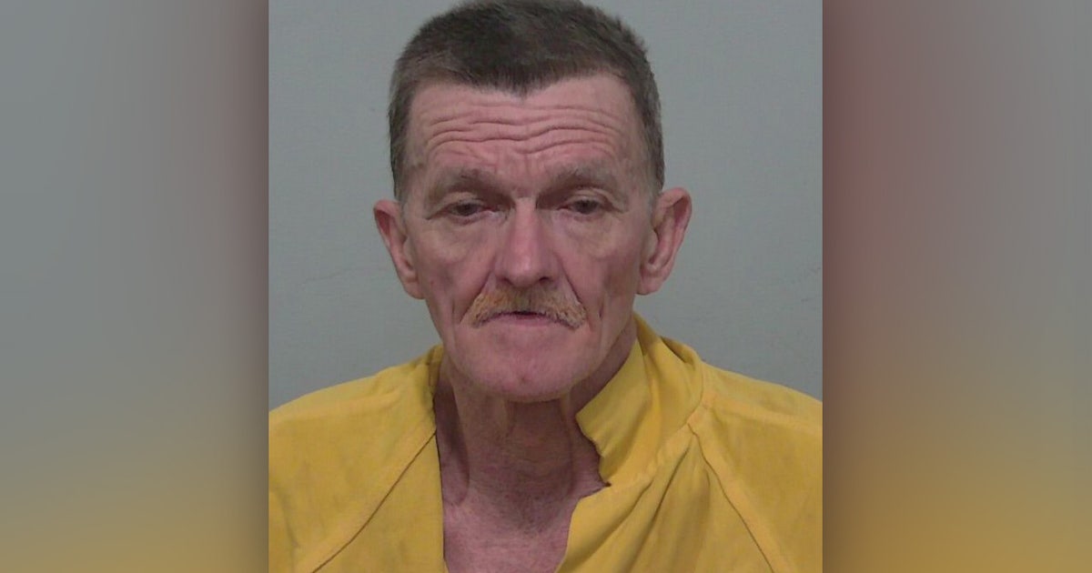 Florida man accused of stealing US flags from businesses, stowing them in his apartment