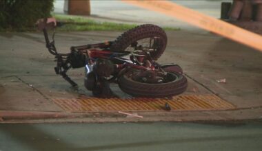 2 injured in Miami crash involving car, motor bike