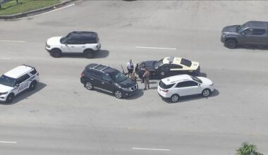 Subject bails from vehicle, leaving child behind