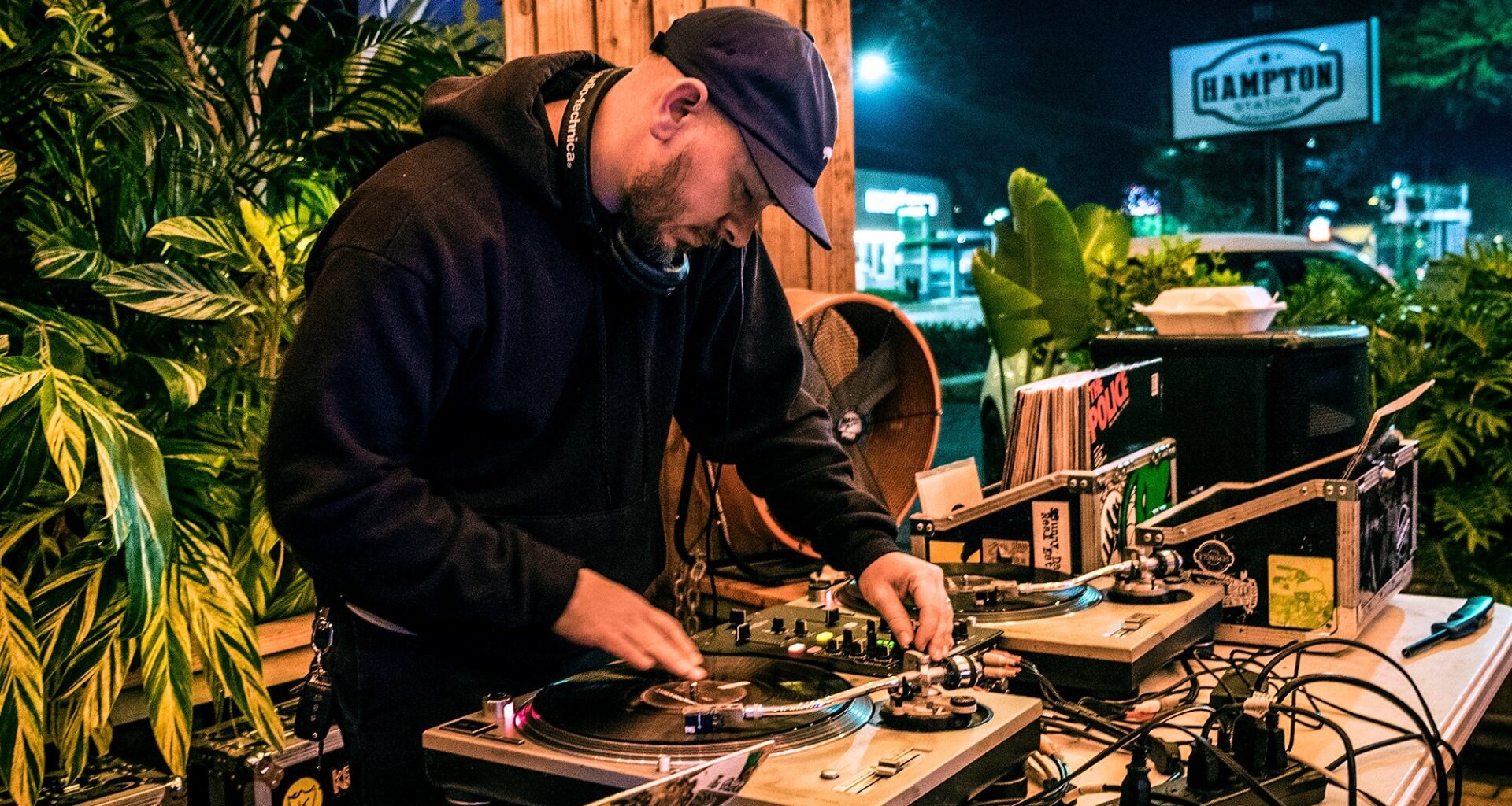 New World Tampa hosts an indie-rock dance party that'll get you home by 10 PM