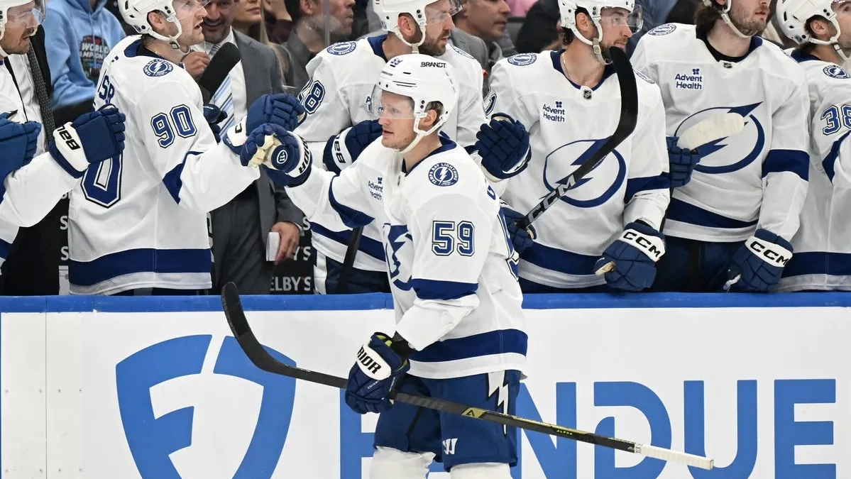 Tampa Bay Lightning vs. Carolina Hurricanes odds, tips and betting trends