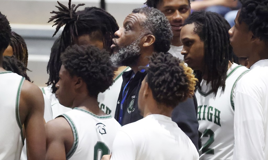 St. Thomas Aquinas downs Evans in 6A basketball state final