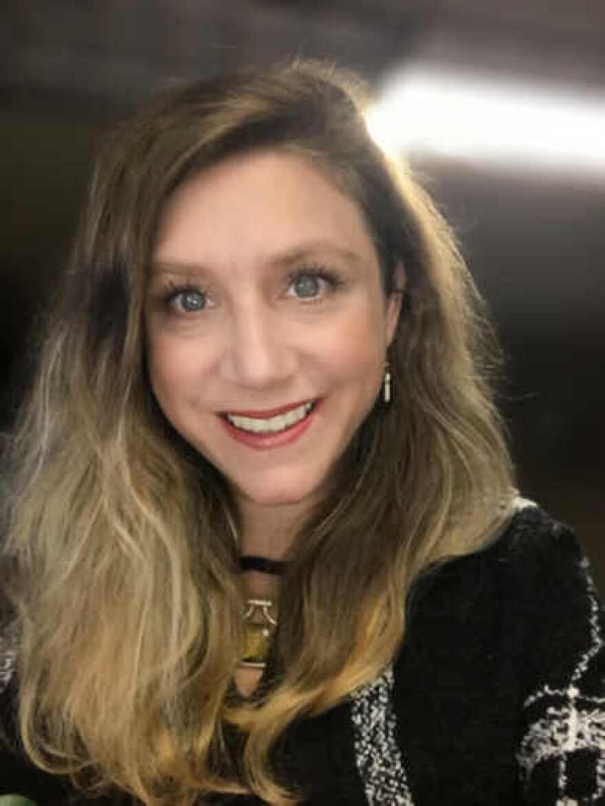 Nykkie Rizley is a founding Member and Vice President of The Laboratory Theater of Florida.