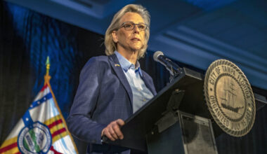 Immigration attorneys say Tampa mayor should ‘stand up’ for residents in wake of removal threat
