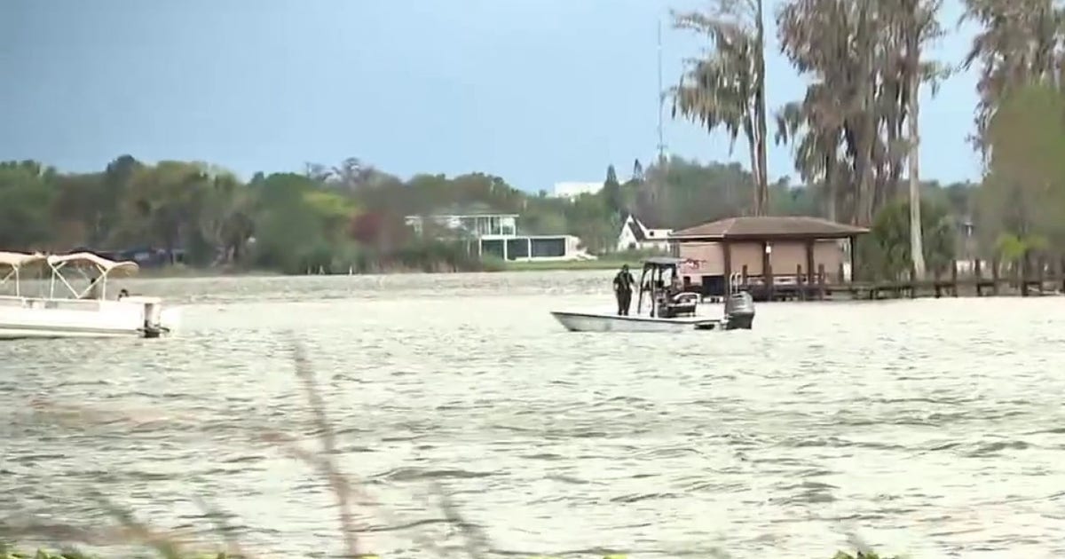 Search underway for missing teen after canoe capsizes on Orange County lake, officials say
