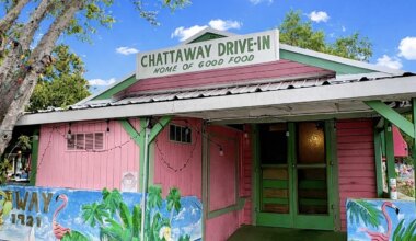 The Chattaway, St. Petersburg’s longest-running restaurant, will close this summer after more than 90 years